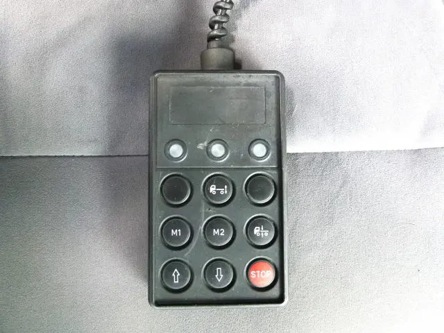 いすゞ フォワード 2RG-FRR90T2(2WD)の写真31