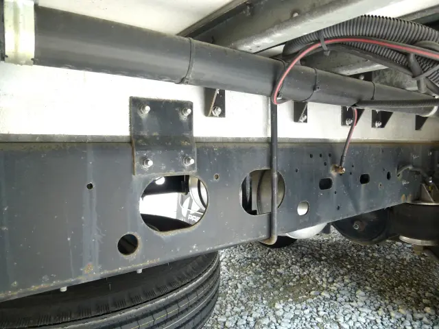 いすゞ フォワード 2RG-FRR90T2(2WD)の写真36