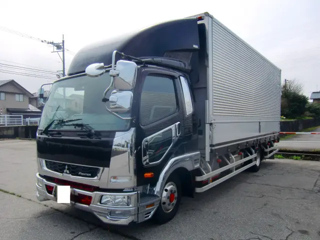 三菱 ファイター TKG-FK64F(2WD)の写真1