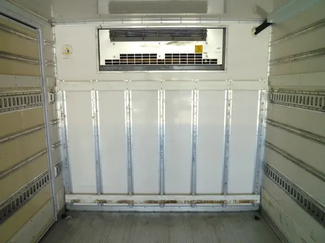 日野 レンジャー 2KG-FD2ABG(2WD)の写真13