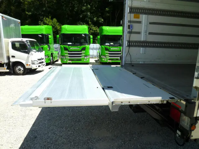 日野 レンジャー 2KG-FD2ABG(2WD)の写真23