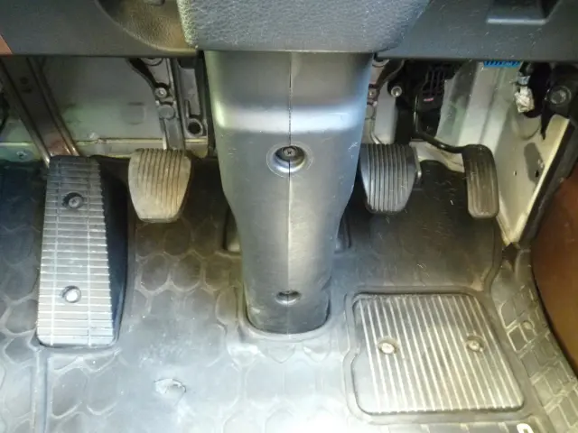 日野 レンジャー 2KG-FD2ABG(2WD)の写真35