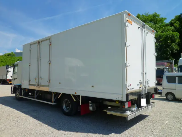 日野 レンジャー 2KG-FD2ABG(2WD)の写真6