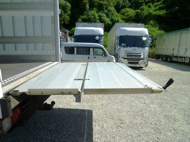 日野 レンジャー 2KG-FD2ABG(2WD)の写真22