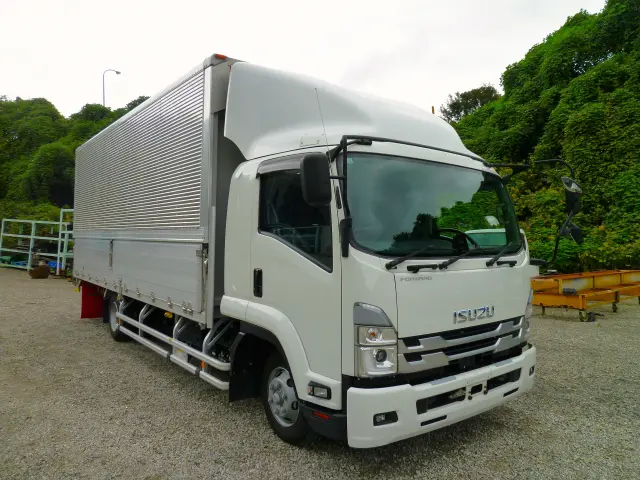 いすゞ フォワード 2RG-FRR90T2(2WD)の写真3