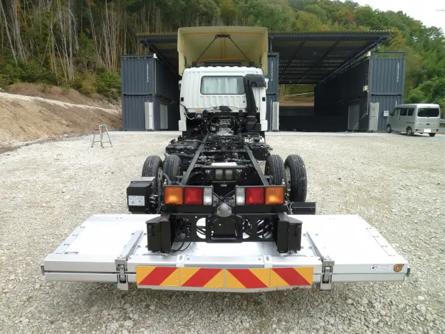 三菱 ファイター 2KG-FK65F(2WD)の写真5