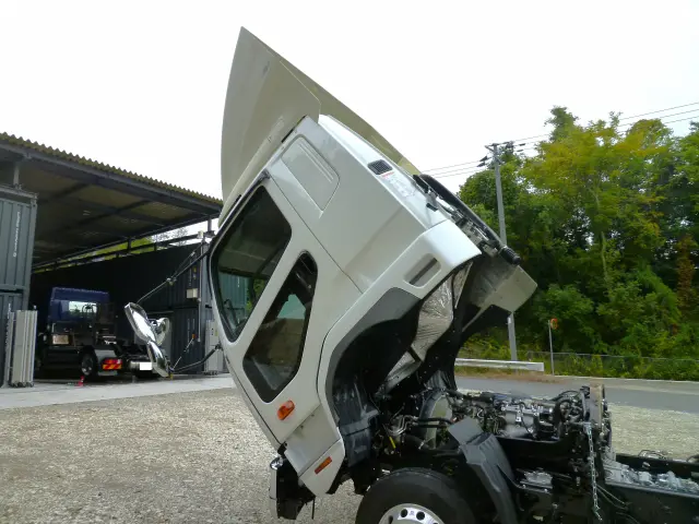 三菱 ファイター 2KG-FK65F(2WD)の写真9