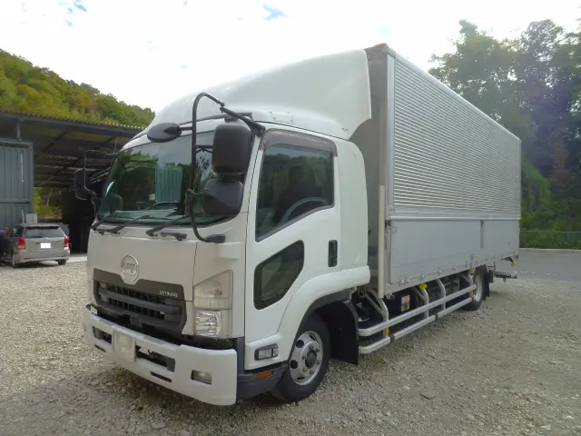 ＵＤ コンドル 2RG-BRR90T2(2WD)の写真1