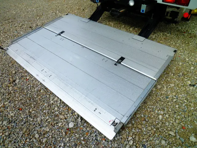 ＵＤ コンドル 2RG-BRR90T2(2WD)の写真20