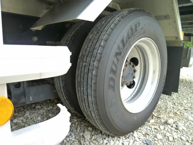 UD コンドル 2RG-BRR90T2(2WD)の写真47