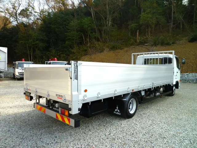 三菱 ファイター 2KG-FK65F(2WD)の写真4