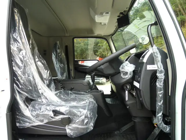 三菱 ファイター 2KG-FK65F(2WD)の写真24