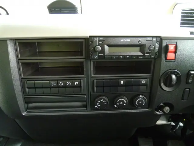 三菱 ファイター 2KG-FK65F(2WD)の写真25