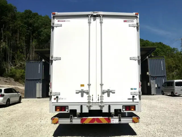 初年度登録令和3年3月|三菱 ファイター 2KG-FK65F(2WD)の写真5