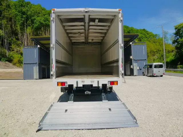 三菱 ファイター 2KG-FK65F(2WD)の写真19