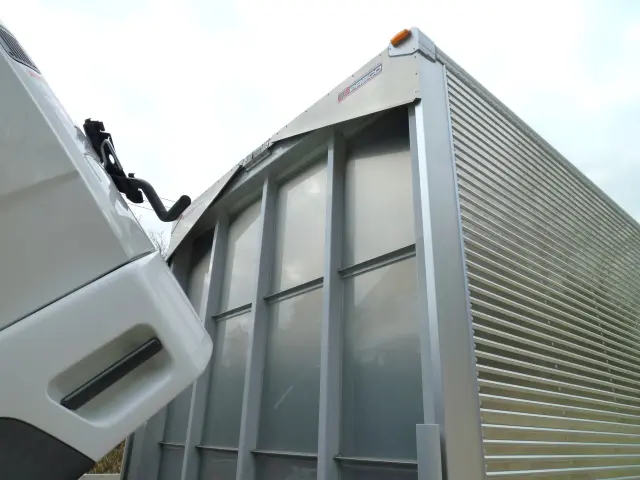 三菱 ファイター 2KG-FK65F(2WD)の写真9