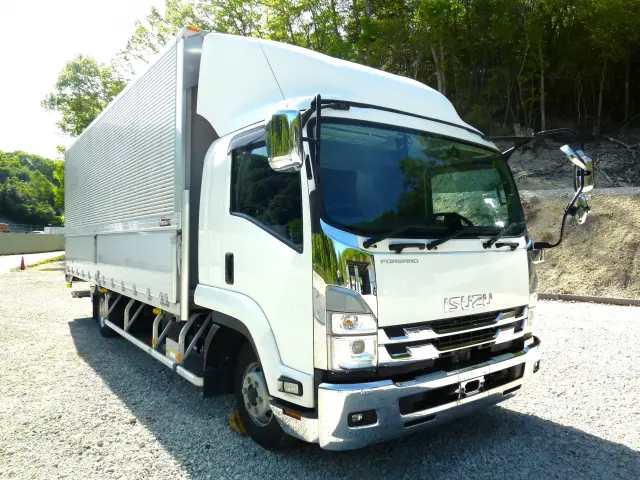 いすゞ フォワード 2RG-FRR90T2(2WD)の写真3
