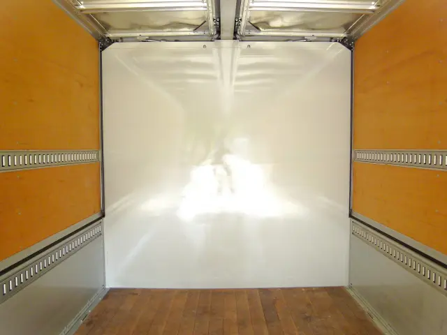 いすゞ フォワード 2RG-FRR90T2(2WD)の写真12