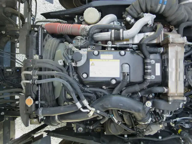 いすゞ フォワード 2RG-FRR90T2(2WD)の写真31