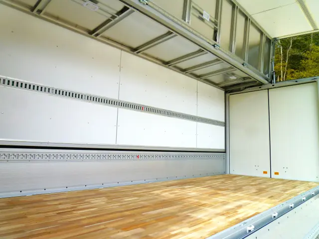 三菱 ファイター 2KG-FK65F(2WD)の写真22