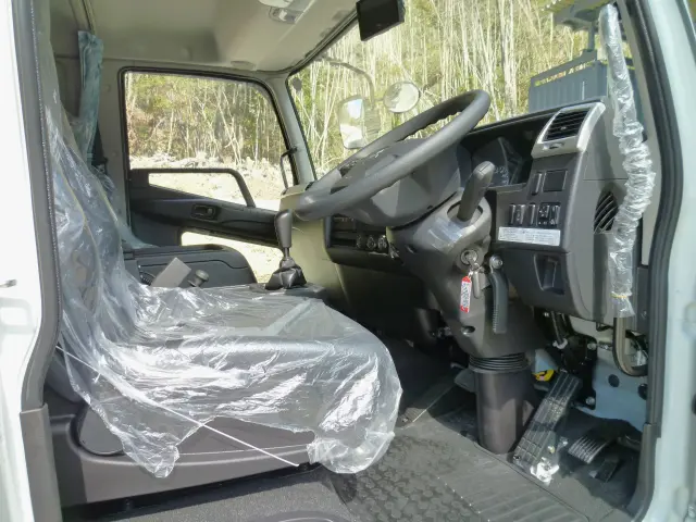 三菱 ファイター 2KG-FK65F(2WD)の写真28