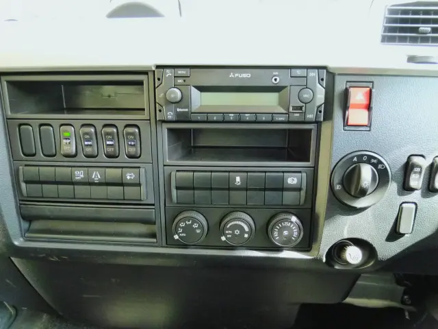 三菱 ファイター 2KG-FK65F(2WD)の写真29