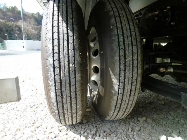 三菱 ファイター 2KG-FK65F(2WD)の写真45