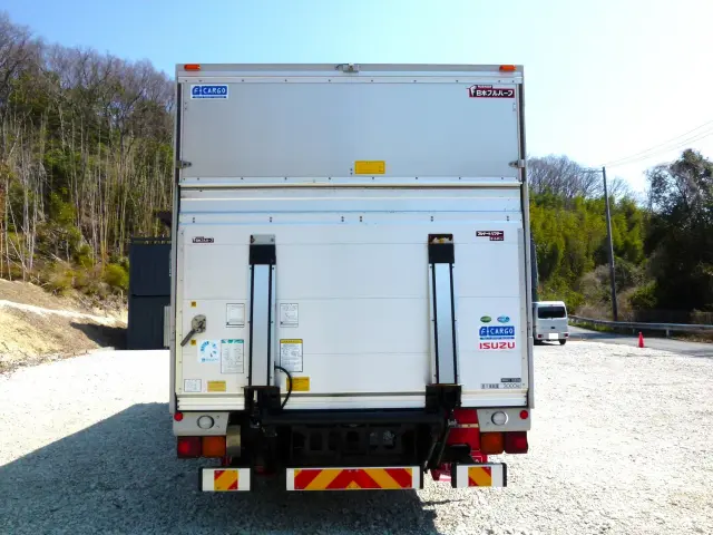 いすゞ フォワード 2RG-FRR90S2(2WD)の写真5