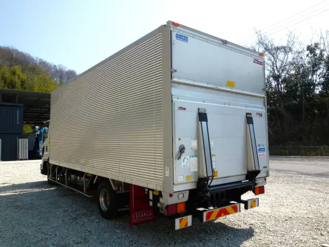 いすゞ フォワード 2RG-FRR90S2(2WD)の写真6