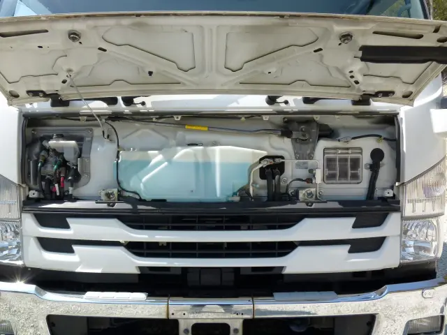 いすゞ フォワード 2RG-FRR90S2(2WD)の写真8