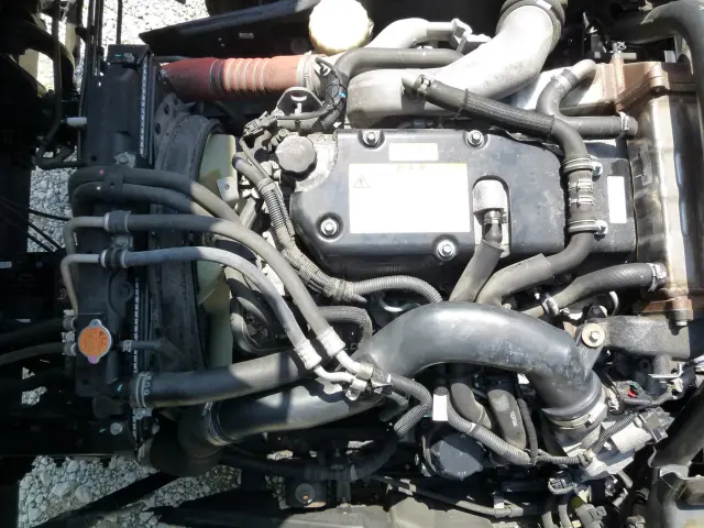 いすゞ フォワード 2RG-FRR90S2(2WD)の写真23