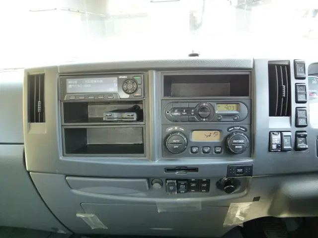 いすゞ フォワード 2RG-FRR90S2(2WD)の写真27