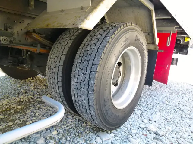 いすゞ フォワード 2RG-FRR90S2(2WD)の写真41