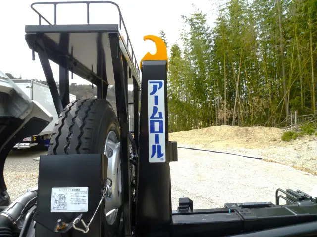 三菱 ファイター 2KG-FK72F(2WD)の写真14