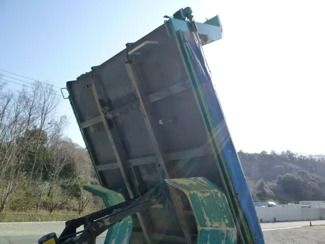 いすゞ フォワード TKG-FRR90S1(2WD)の写真11