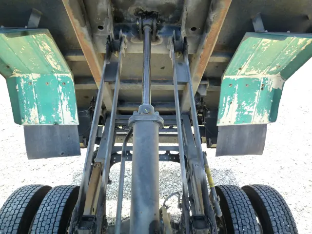 いすゞ フォワード TKG-FRR90S1(2WD)の写真17