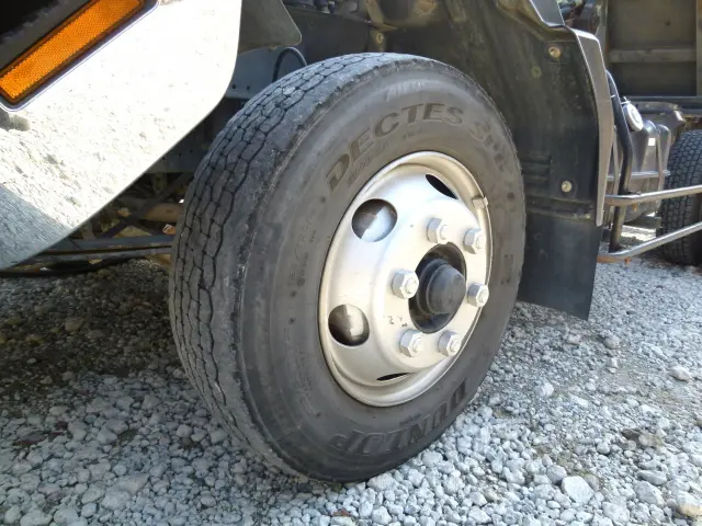 いすゞ フォワード TKG-FRR90S1(2WD)の写真33