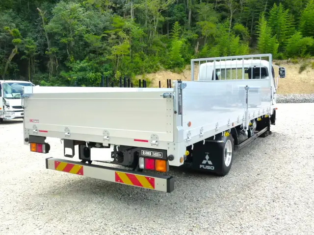 三菱 ファイター 2KG-FK65F(2WD)の写真4