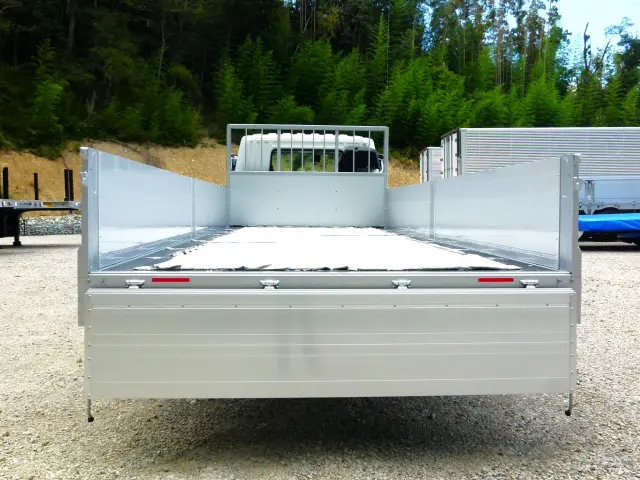 三菱 ファイター 2KG-FK65F(2WD)の写真10