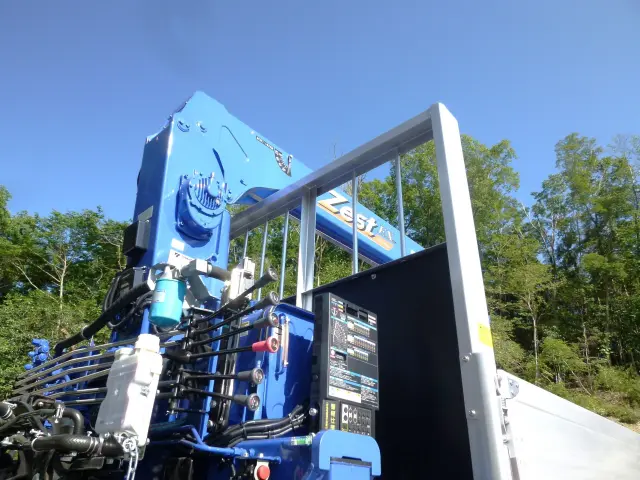 三菱 ファイター 2KG-FK62F(2WD)の写真9