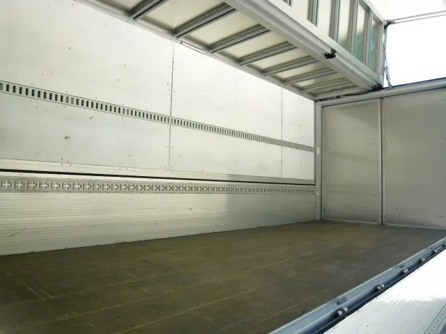 日野 レンジャー 2PG-FD2ABG(2WD)の写真22