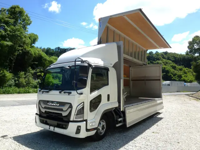 いすゞ フォワード 2RG-FRR90S4(2WD)の写真16