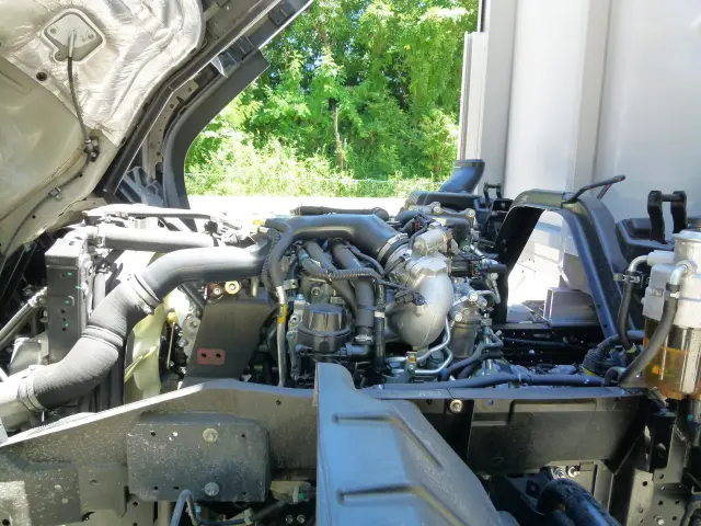 いすゞ フォワード 2RG-FRR90S4(2WD)の写真29