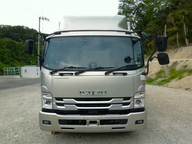 型式/2PG-FRR90T2
車台番号/FRR90-7182912|いすゞ フォワード 2PG-FRR90T2(2WD)の写真2