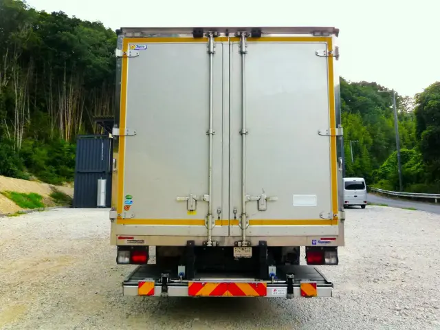 初度登録/令和5年6月|いすゞ フォワード 2PG-FRR90T2(2WD)の写真5