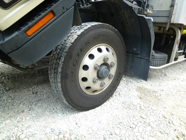 いすゞ フォワード 2PG-FRR90T2(2WD)の写真38
