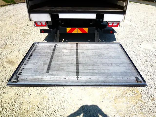 日野 レンジャー 2KG-FD2ABA(2WD)の写真17
