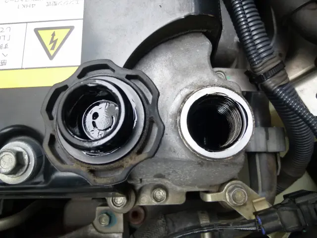 いすゞ フォワード 2RG-FRR90S2(2WD)の写真24