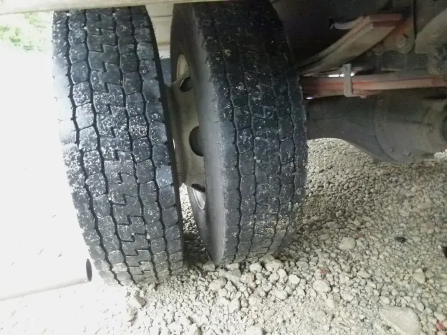 いすゞ フォワード 2RG-FRR90S2(2WD)の写真42