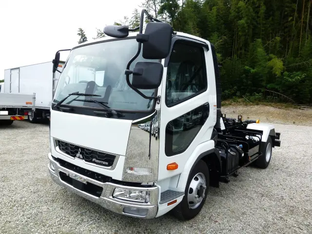 三菱 ファイター 2KG-FK72F(2WD)の写真1